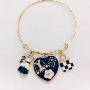 Handmade “Fashion Heart” Charms Gold Bangle Bracelet